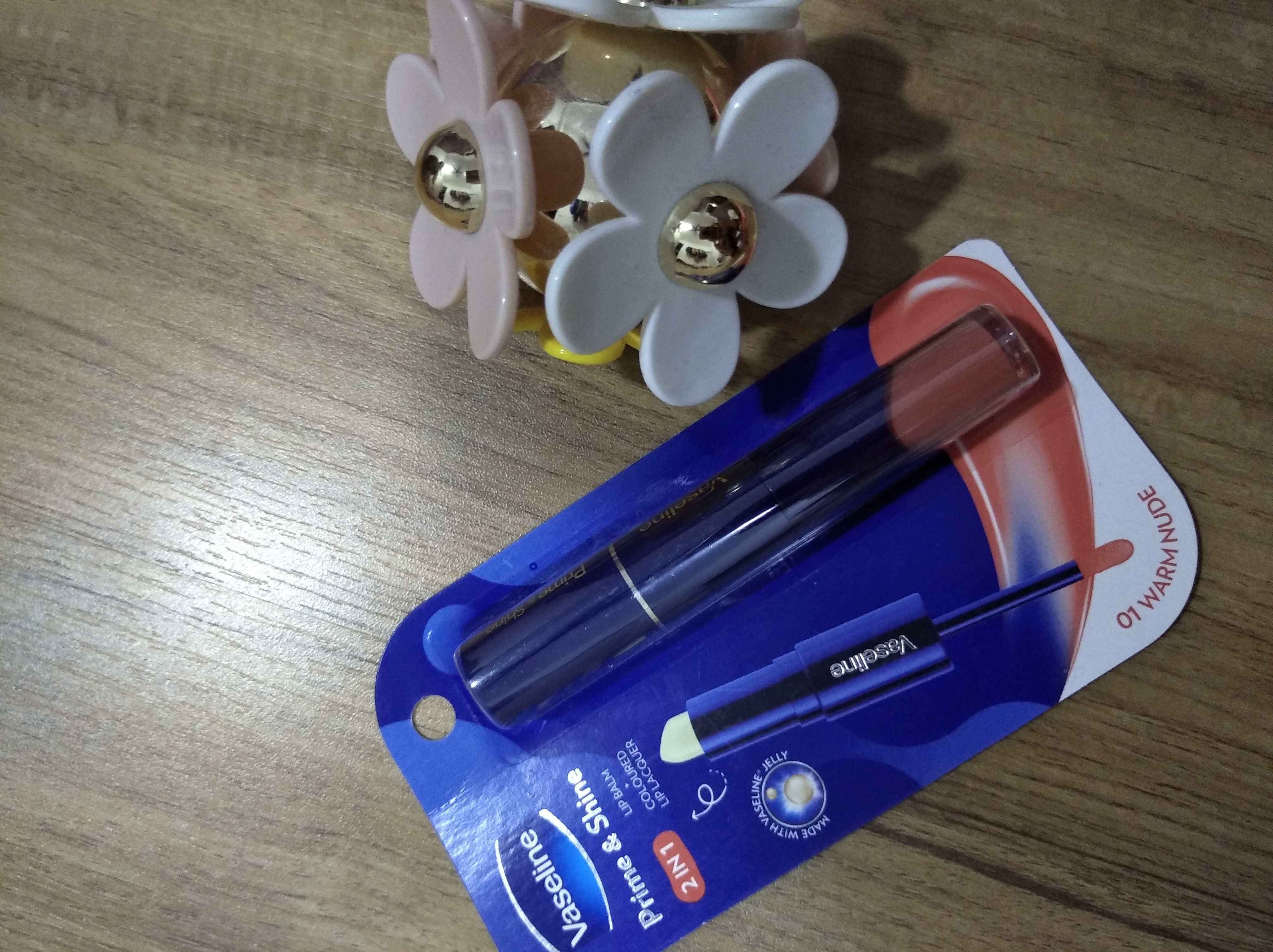 Prime & shine 2-in-1 warm nude by Vaseline malaysia ...