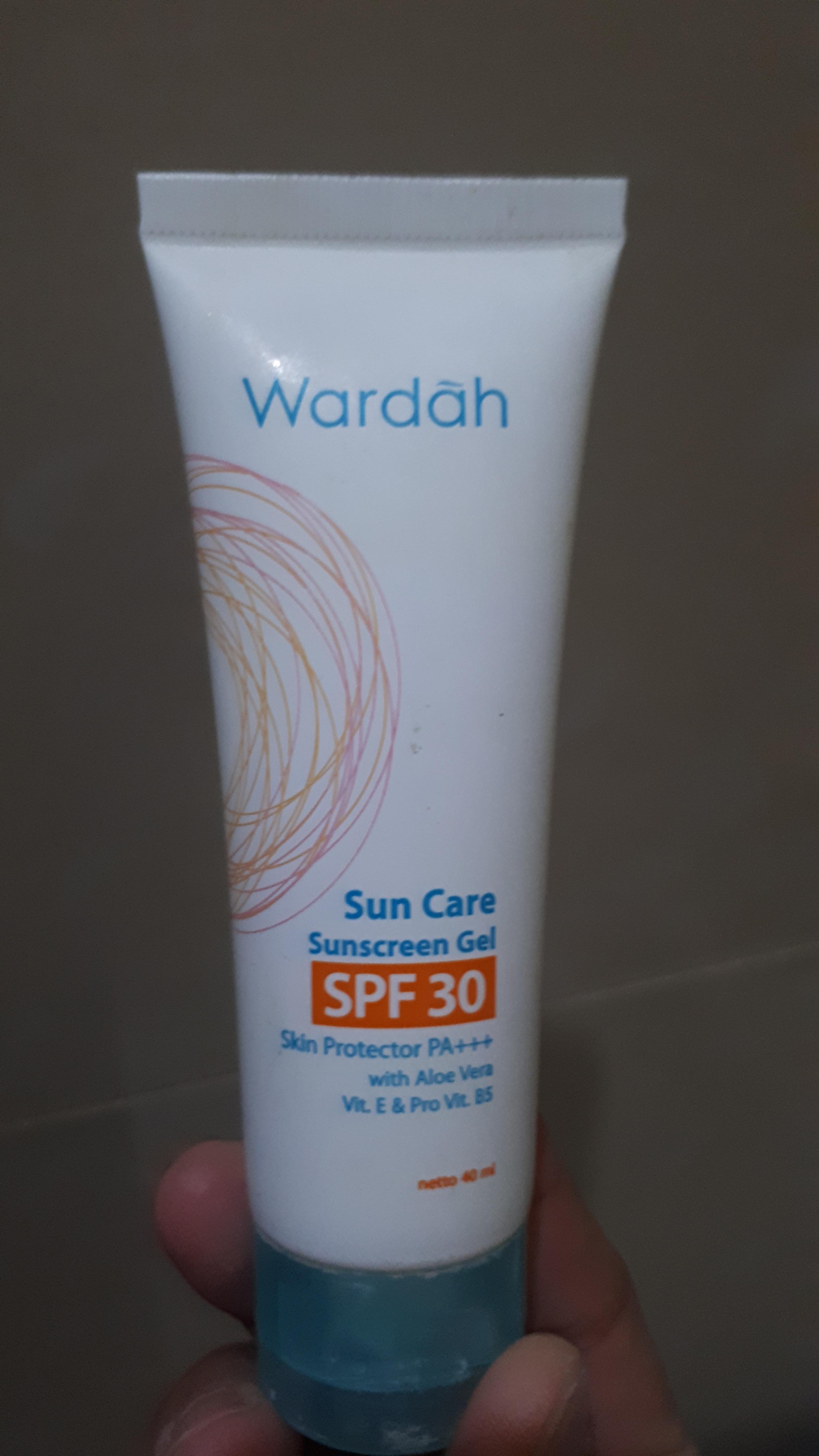 Sunscreen Gel Spf 30 By Wardah : Review - Sun Care & Tanners ...